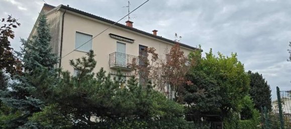 Apartamento de 3 divisões em Como, Italy N.º 2812 2