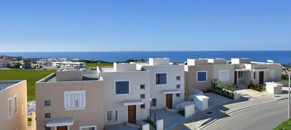 2 rooms Villa in Paphos, Cyprus No. 24576 2