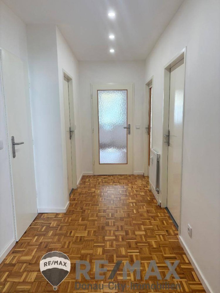 2غرفة شقة في Hernals, Austria رقم 257136