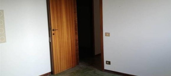 4 rooms Apartment in San Giovanni Valdarno, Italy No. 30522 20