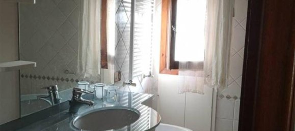 4 rooms Apartment in San Giovanni Valdarno, Italy No. 30522 32