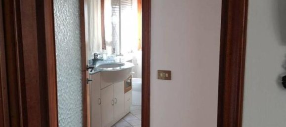 4 rooms Apartment in San Giovanni Valdarno, Italy No. 30522 28