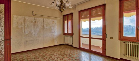 4 rooms Apartment in San Giovanni Valdarno, Italy No. 30522 17