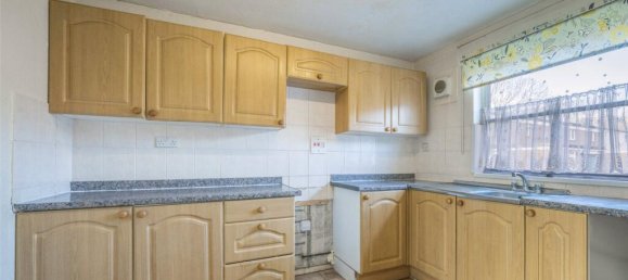 3 bedrooms Commercial property in Colindale, United Kingdom No. 7832 5