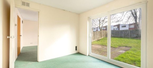 3 bedrooms Commercial property in Colindale, United Kingdom No. 7832 3