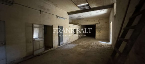  عقار تجاري في Luqa, Malta 410متر مربع رقم 13301 4