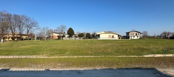 695m² Land in Pordenone, Italy No. 144321 8
