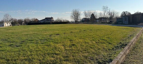695m² Land in Pordenone, Italy No. 144321 10