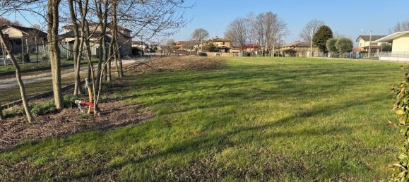 695m² Land in Pordenone, Italy No. 144321 14