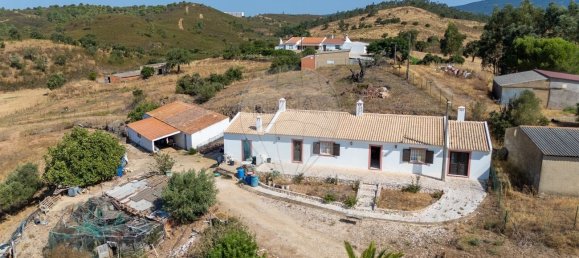 4 Schlafzimmer Grundstück in Mexilhoeira Grande, Portugal, Nr. 267992 2