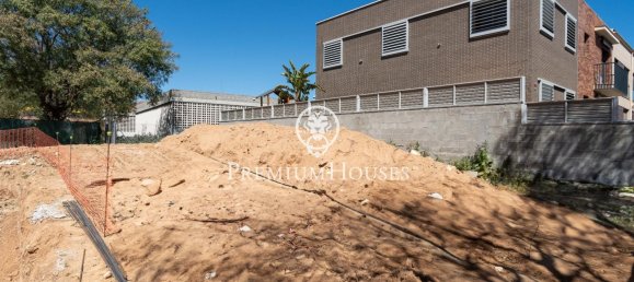 Grundstück in Vilanova i la Geltru, Spain 242m², Nr. 137347 16