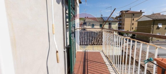 5غرفة شقة في Jesi, Italy رقم 4776 8