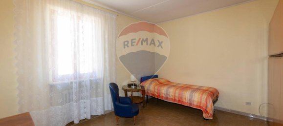 5غرفة شقة في Jesi, Italy رقم 4776 3