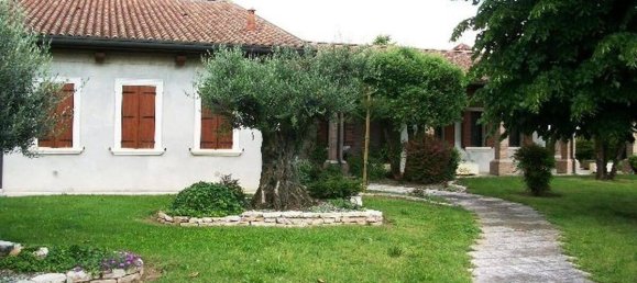 4 rooms Villa in Casaleone, Italy No. 31906 10