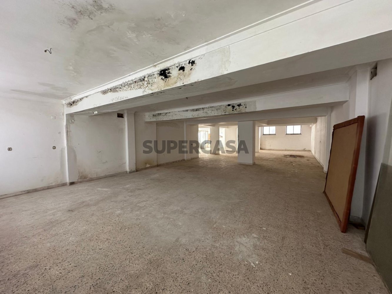  مستودع في Sintra, Portugal 210متر مربع رقم 298080