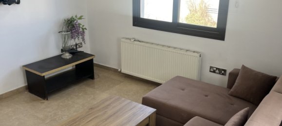 Квартира с 2 спальнями в Ороклини, Кипр № 25904 2