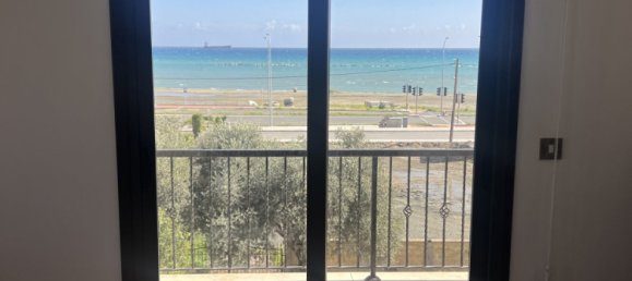 Квартира с 2 спальнями в Ороклини, Кипр № 25904 5