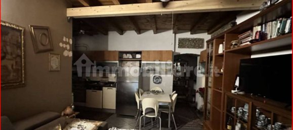 Apartamento T2 em Veduggio con Colzano, Italy N.º 331021 5