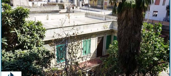 4 bedrooms Apartment in Messina, Italy No. 321944 23