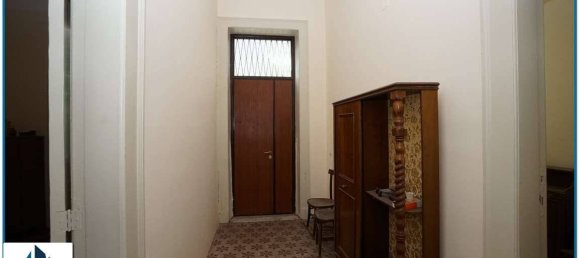 4 bedrooms Apartment in Messina, Italy No. 321944 17