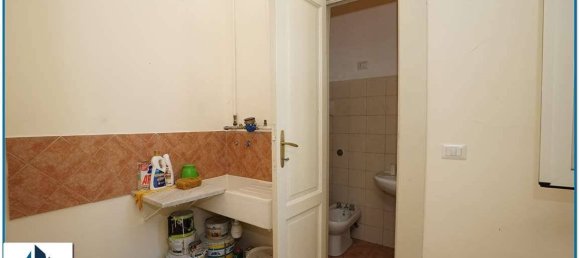 4 bedrooms Apartment in Messina, Italy No. 321944 19