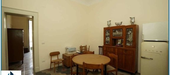 4 bedrooms Apartment in Messina, Italy No. 321944 8