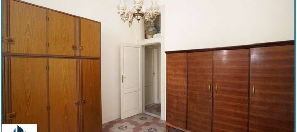 4 bedrooms Apartment in Messina, Italy No. 321944 12
