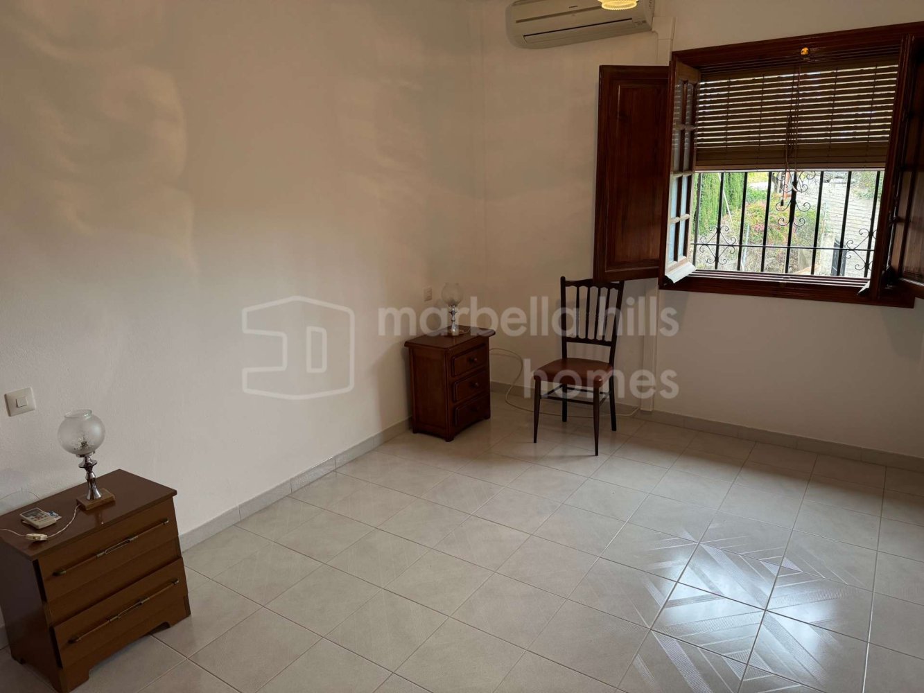 4 Schlafzimmer Haus in Estepona, Spain, Nr. 32346