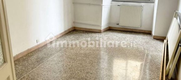 2 Schlafzimmer Wohnung in Genoa, Italy, Nr. 264641 5