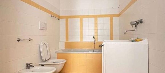 5 rooms Apartment in Villafranca di Verona, Italy No. 28130 27
