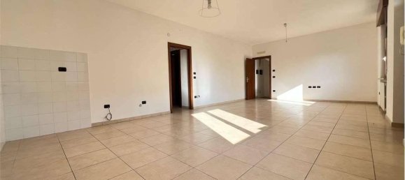 5 rooms Apartment in Villafranca di Verona, Italy No. 28130 3