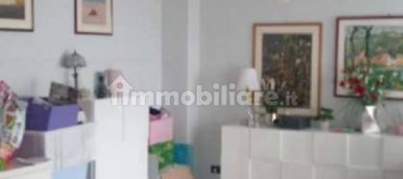 4 Schlafzimmer Wohnung in Potenza, Italy, Nr. 341336 9