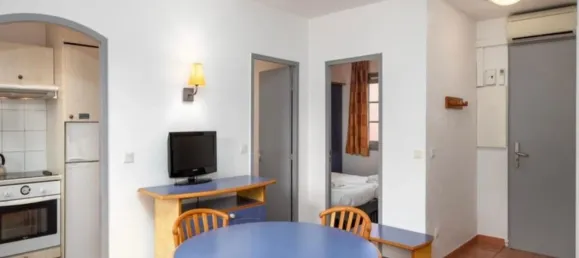 1 bedroom Apartment in Saint-Raphael, France No. 339641 4