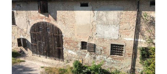5 rooms House in Novellara, Italy No. 252985 6