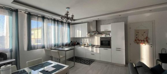 3 rooms Apartment in Chioggia, Italy No. 153463 6