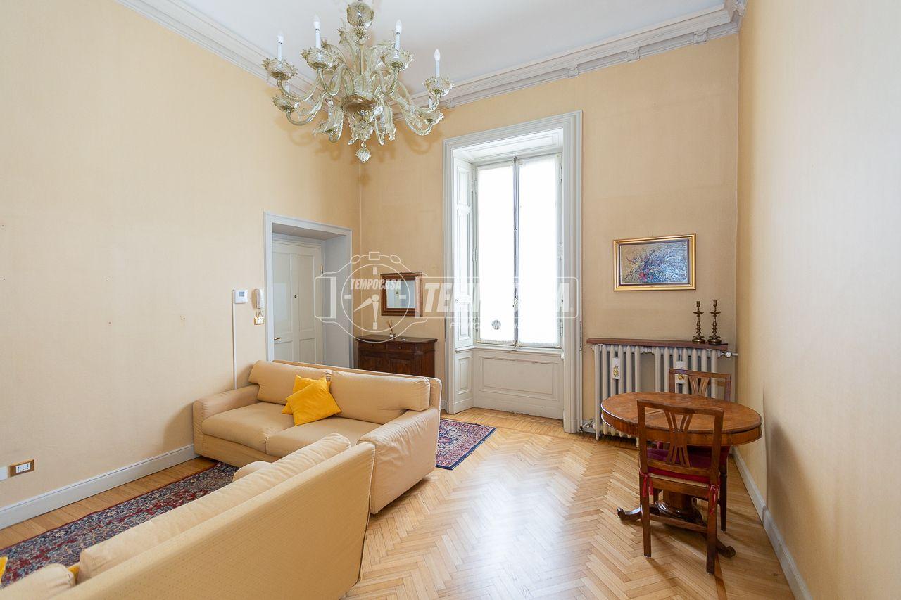 2 rooms Apartment in Brescia, Italy No. 2300