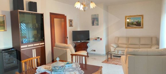 4 rooms Apartment in Bari, Italy No. 29069 11
