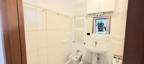 5غرفة شقة في Genoa, Italy رقم 136987 27