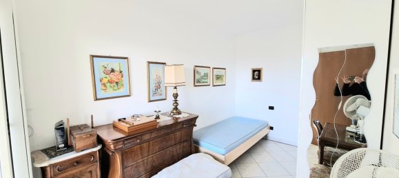 5غرفة شقة في Genoa, Italy رقم 136987 12