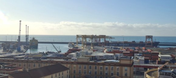 5غرفة شقة في Genoa, Italy رقم 136987 2