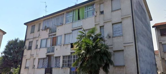 Apartamento T2 em Magenta, Italy N.º 326223 2