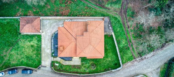 Casa de 3 dormitorios en Trofa, Portugal No. 171204 4