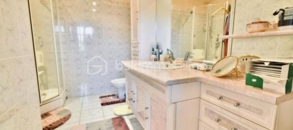 5 bedrooms House in Conches-en-Ouche, France No. 360700 10