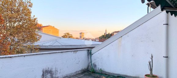 5 rooms Penthouse in Udine, Italy No. 150999 29