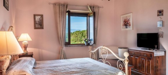 8 bedrooms House in Città della Pieve, Italy No. 54617 24