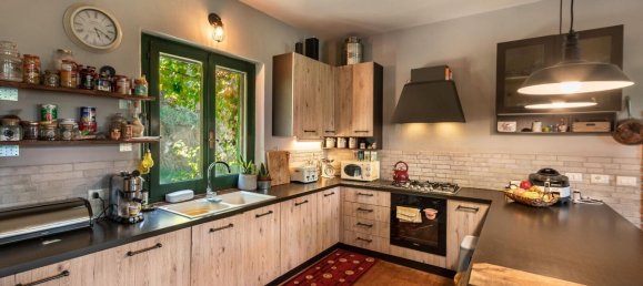 8 bedrooms House in Città della Pieve, Italy No. 54617 22