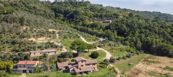 8 bedrooms House in Città della Pieve, Italy No. 54617 7