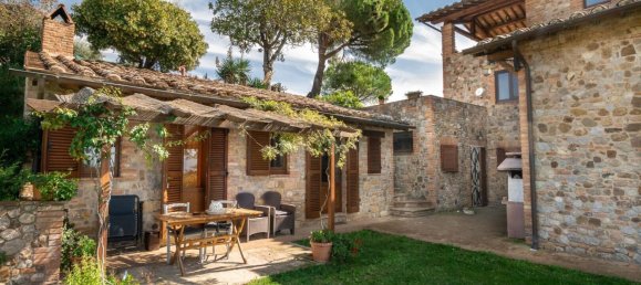 8 bedrooms House in Città della Pieve, Italy No. 54617 9