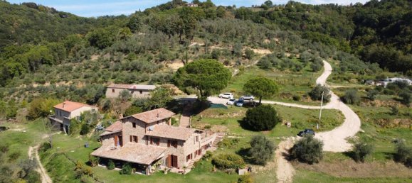 8 bedrooms House in Città della Pieve, Italy No. 54617 40