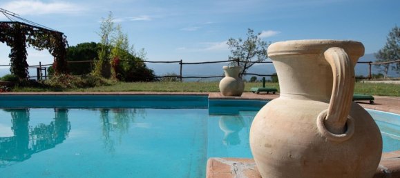 8 bedrooms House in Città della Pieve, Italy No. 54617 18